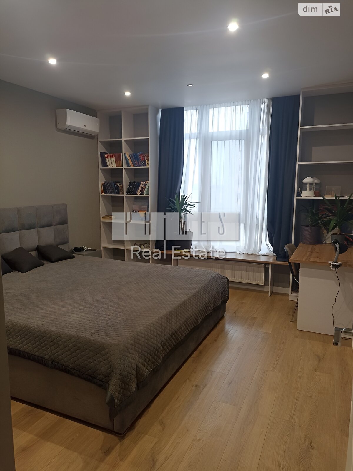 Продаж трикімнатної квартири в Києві, на вул. Олени Пчілки 7, район Позняки фото 1 Продаж трикімнатної квартири в Києві, на вул. Олени Пчілки 7, район Позняки фото 1
