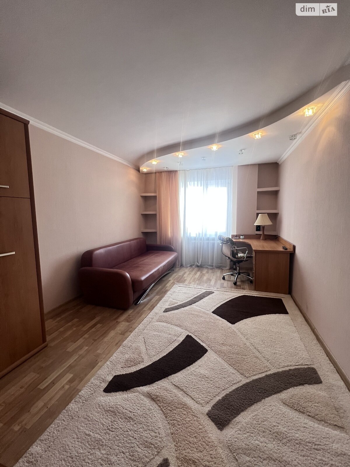 Продажа трехкомнатной квартиры в Киеве, на ул. Елены Пчилки 4, район Позняки фото 1 Продажа трехкомнатной квартиры в Киеве, на ул. Елены Пчилки 4, район Позняки фото 1