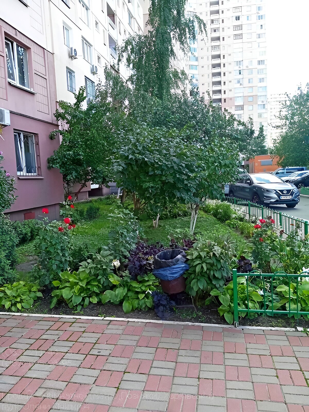 Продаж трикімнатної квартири в Києві, на вул. Олени Пчілки 4, район Позняки фото 1 Продаж трикімнатної квартири в Києві, на вул. Олени Пчілки 4, район Позняки фото 1