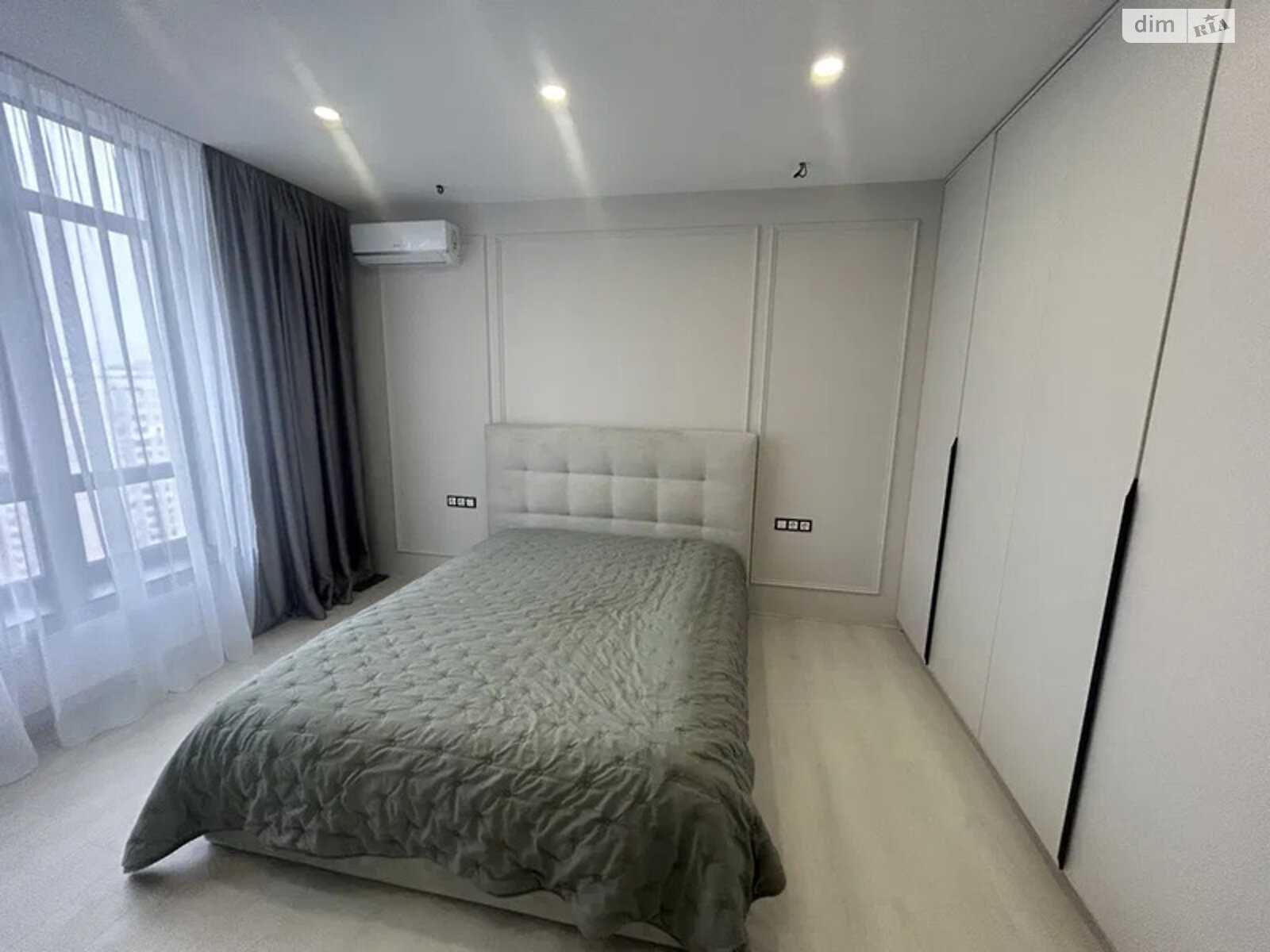 Продажа трехкомнатной квартиры в Киеве, на ул. Елены Пчилки 7, район Позняки фото 1 Продажа трехкомнатной квартиры в Киеве, на ул. Елены Пчилки 7, район Позняки фото 1