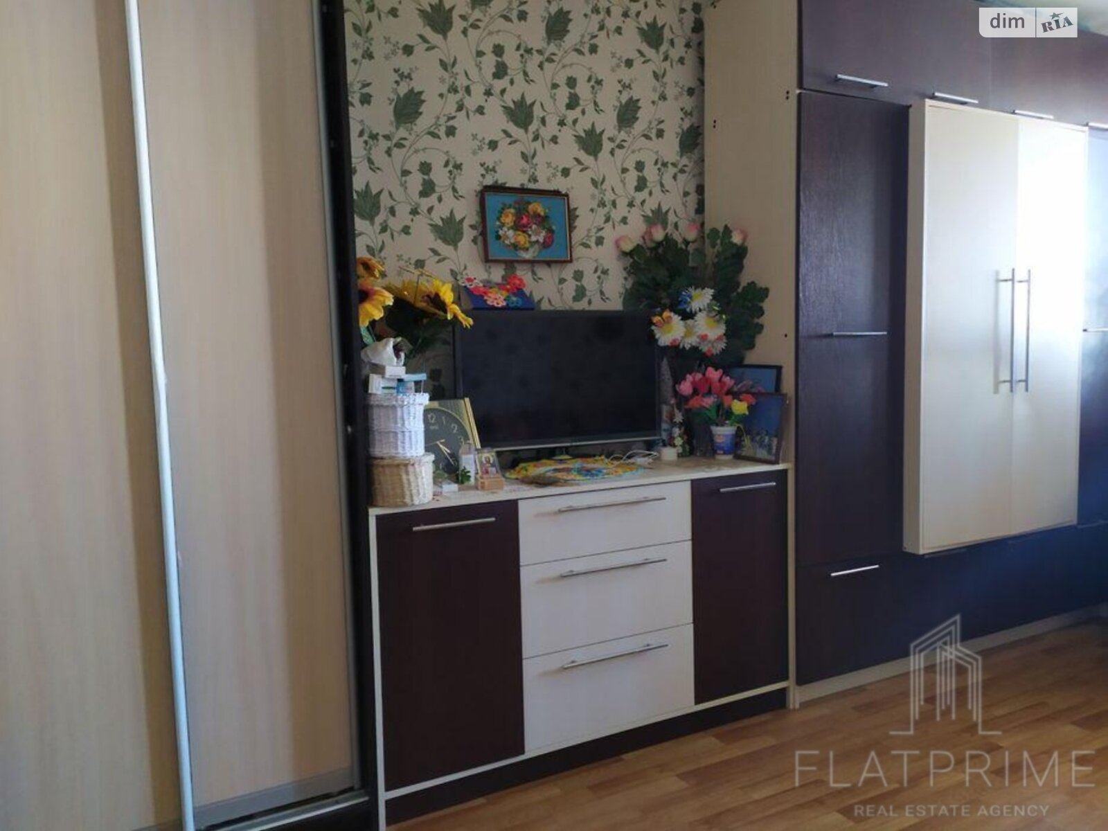 Продаж чотирикімнатної квартири в Києві, на вул. Олени Пчілки 2Б, район Позняки фото 1 Продаж чотирикімнатної квартири в Києві, на вул. Олени Пчілки 2Б, район Позняки фото 1