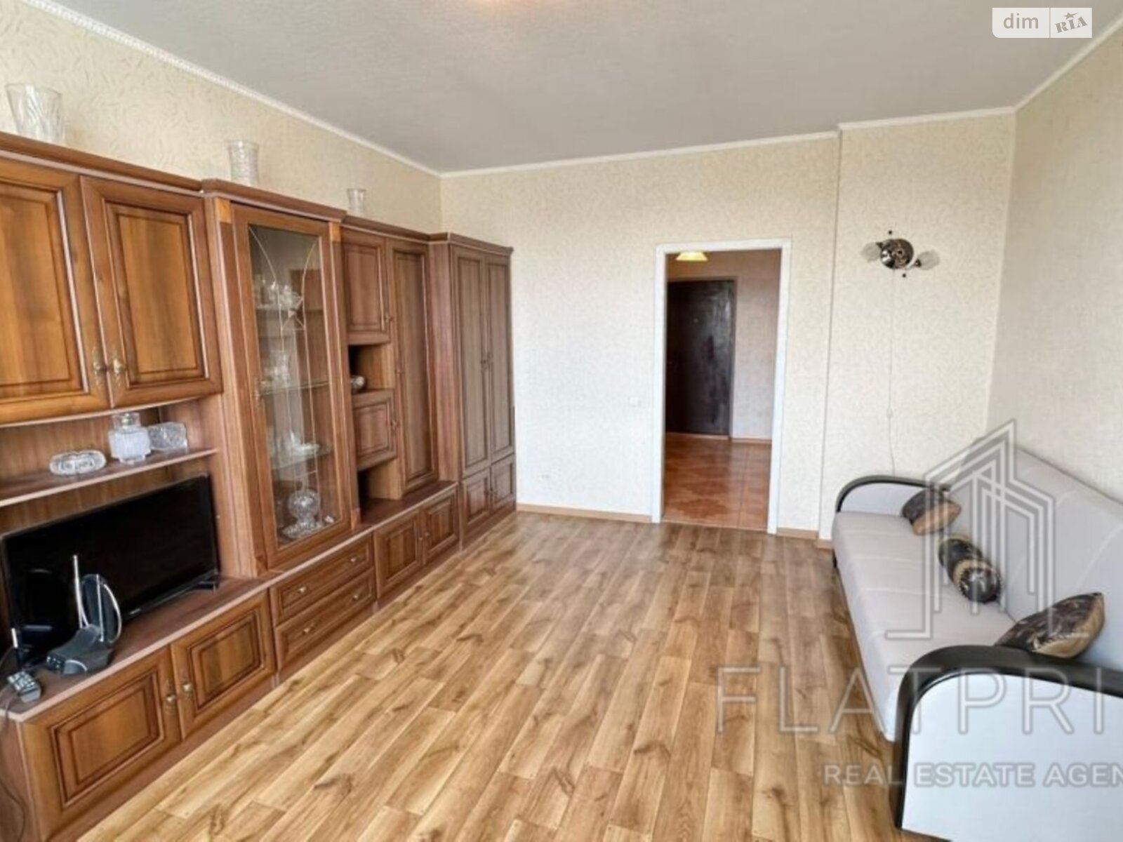 Продажа трехкомнатной квартиры в Киеве, на ул. Елены Пчилки 2, район Позняки фото 1 Продажа трехкомнатной квартиры в Киеве, на ул. Елены Пчилки 2, район Позняки фото 1