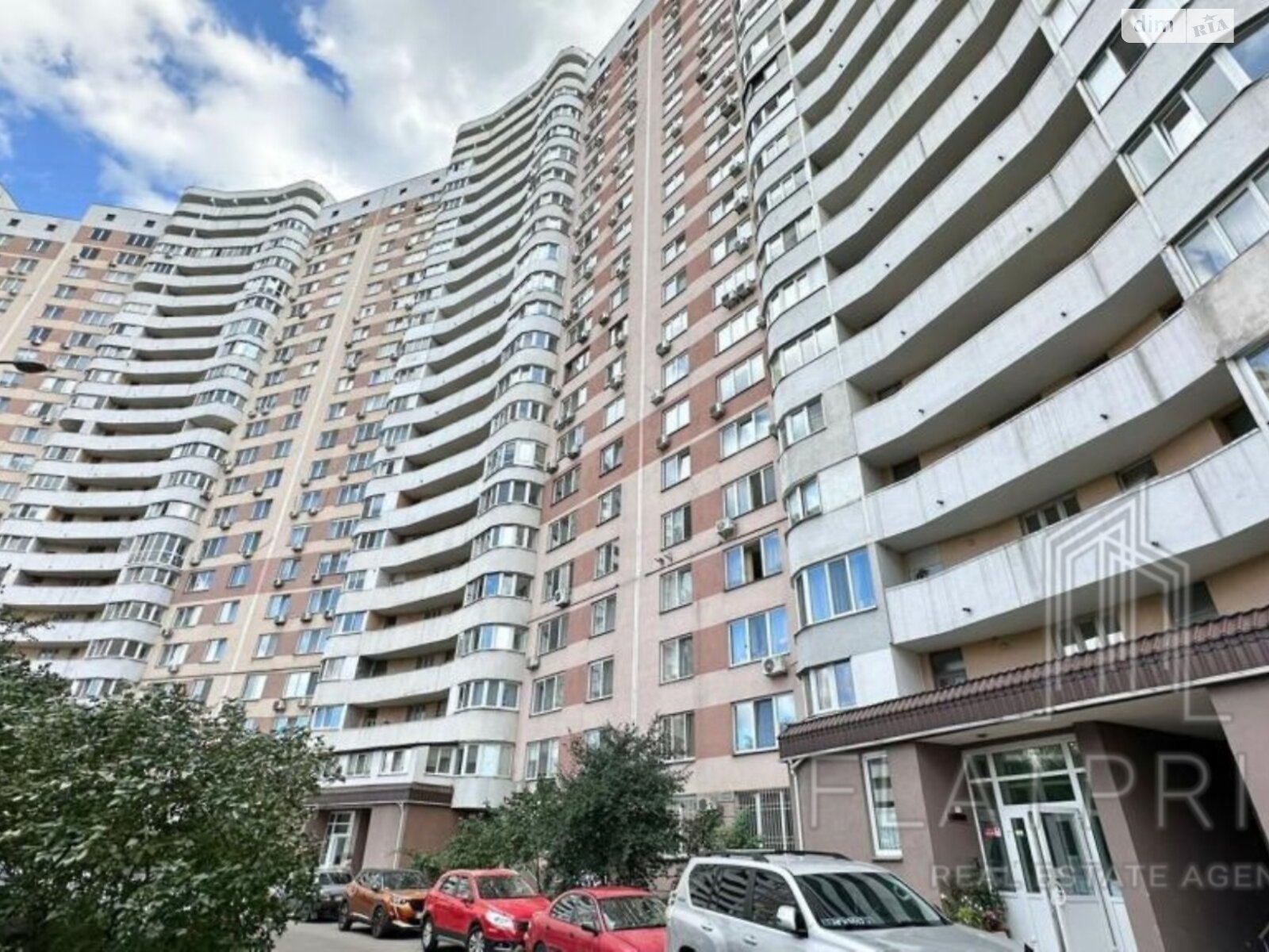 Продажа трехкомнатной квартиры в Киеве, на ул. Елены Пчилки 2, район Позняки фото 1 Продажа трехкомнатной квартиры в Киеве, на ул. Елены Пчилки 2, район Позняки фото 1