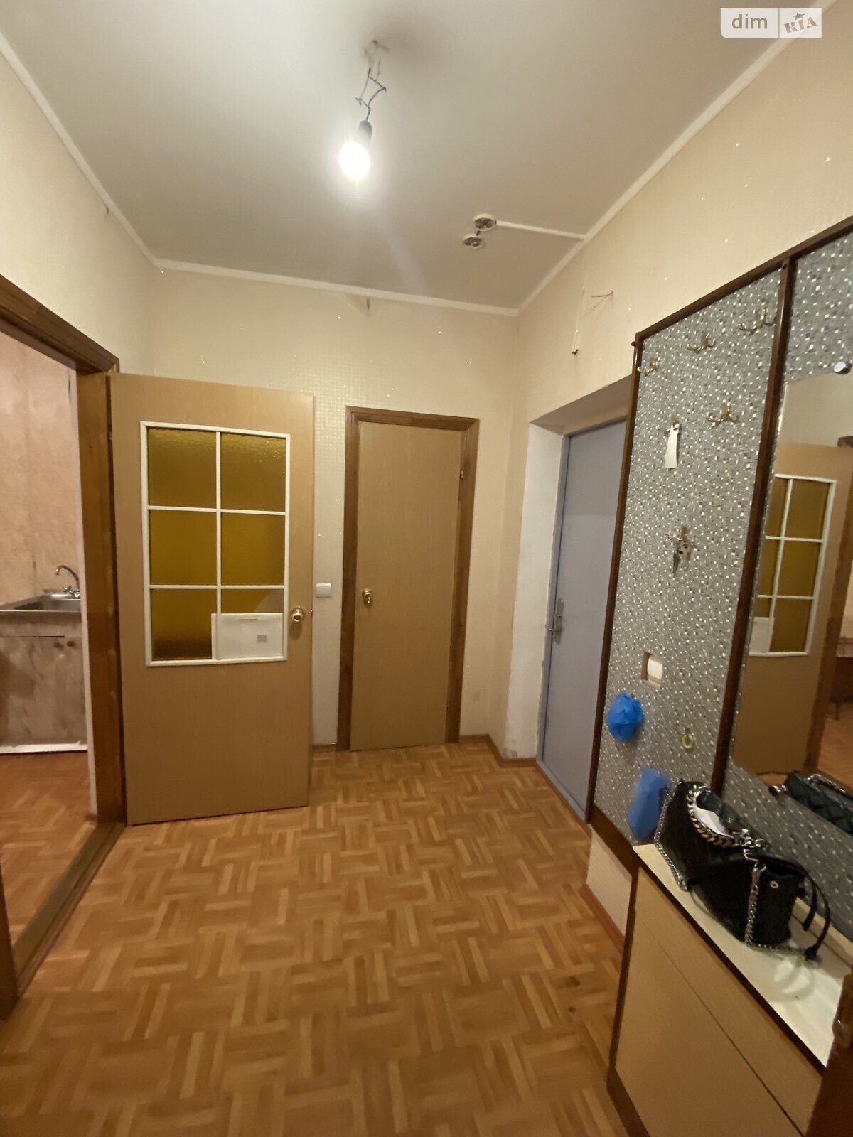 Продаж однокімнатної квартири в Києві, на вул. Олени Пчілки 3А, район Позняки фото 1 Продаж однокімнатної квартири в Києві, на вул. Олени Пчілки 3А, район Позняки фото 1