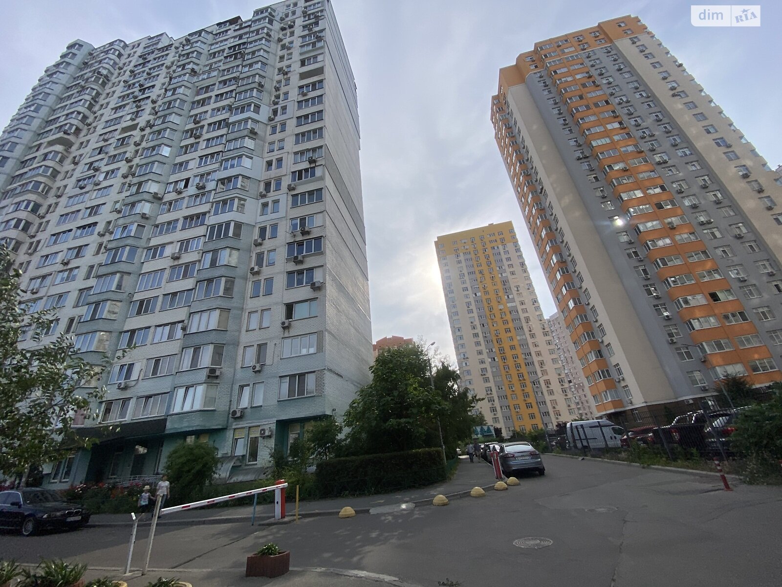 Продаж однокімнатної квартири в Києві, на вул. Олени Пчілки 3А, район Позняки фото 1 Продаж однокімнатної квартири в Києві, на вул. Олени Пчілки 3А, район Позняки фото 1