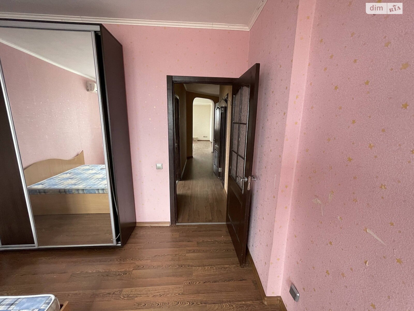 Продажа трехкомнатной квартиры в Киеве, на ул. Гришко Михаила 9, район Дарницкий фото 1 Продажа трехкомнатной квартиры в Киеве, на ул. Гришко Михаила 9, район Дарницкий фото 1
