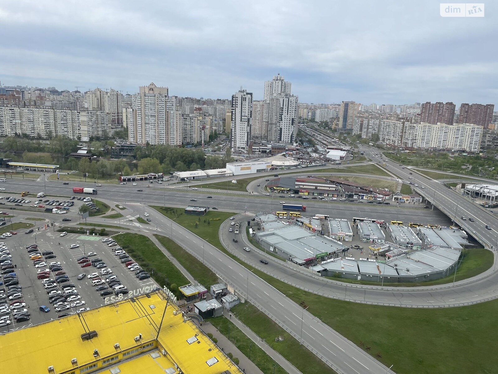 Продажа трехкомнатной квартиры в Киеве, на ул. Гришко Михаила 9, район Дарницкий фото 1 Продажа трехкомнатной квартиры в Киеве, на ул. Гришко Михаила 9, район Дарницкий фото 1