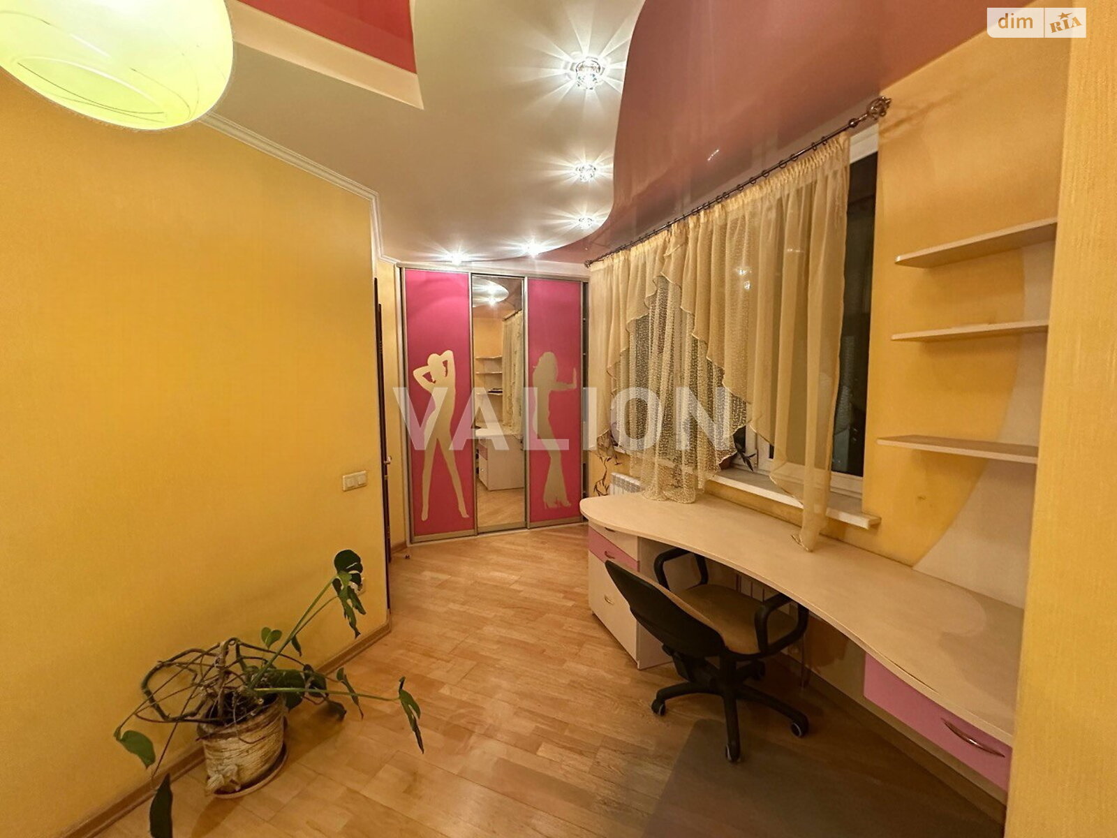 Продажа трехкомнатной квартиры в Киеве, на ул. Княжий Затон 21, район Позняки фото 1 Продажа трехкомнатной квартиры в Киеве, на ул. Княжий Затон 21, район Позняки фото 1