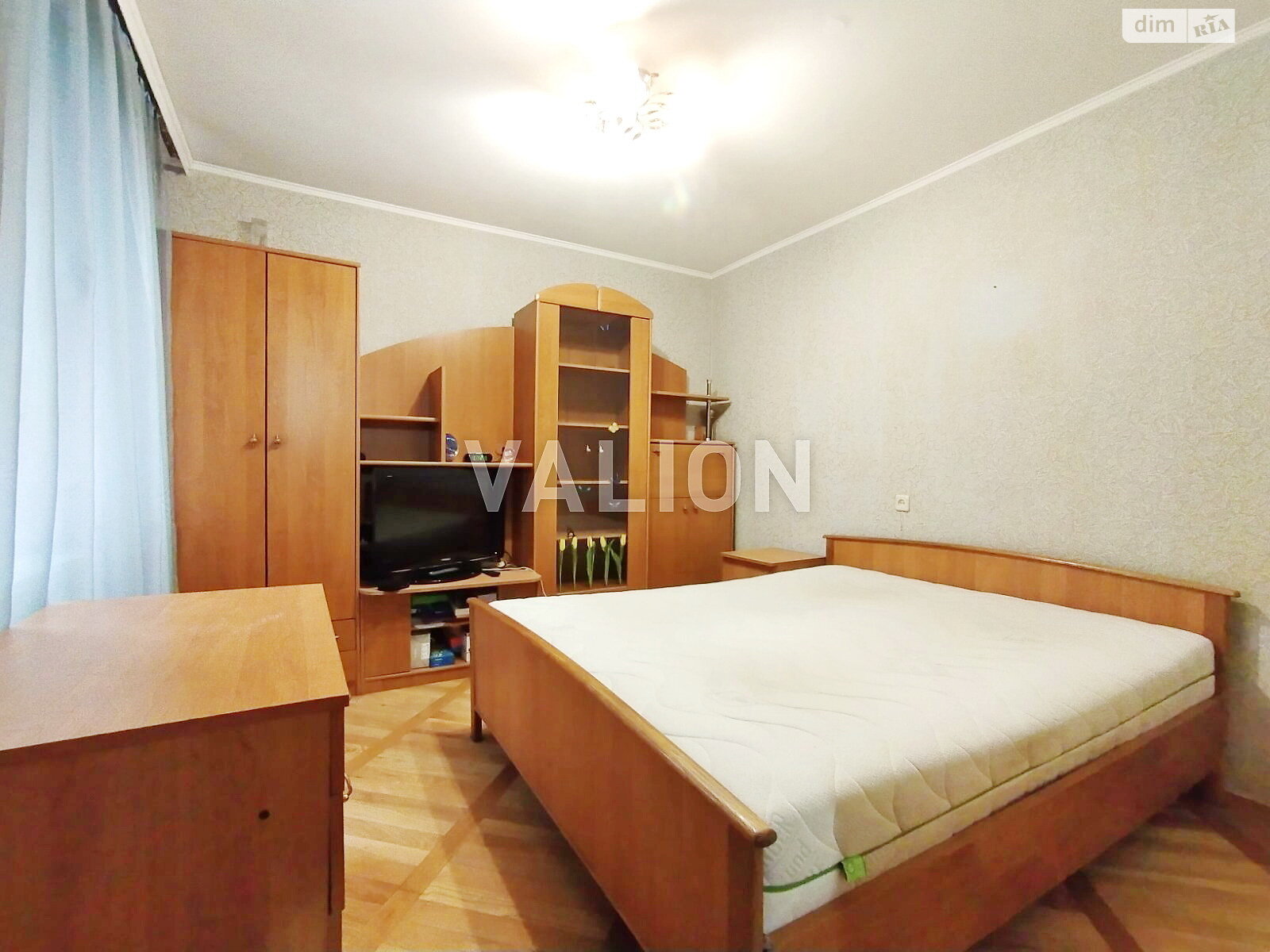 Продажа четырехкомнатной квартиры в Киеве, на ул. Лариси Руденко 3Б, район Позняки фото 1 Продажа четырехкомнатной квартиры в Киеве, на ул. Лариси Руденко 3Б, район Позняки фото 1