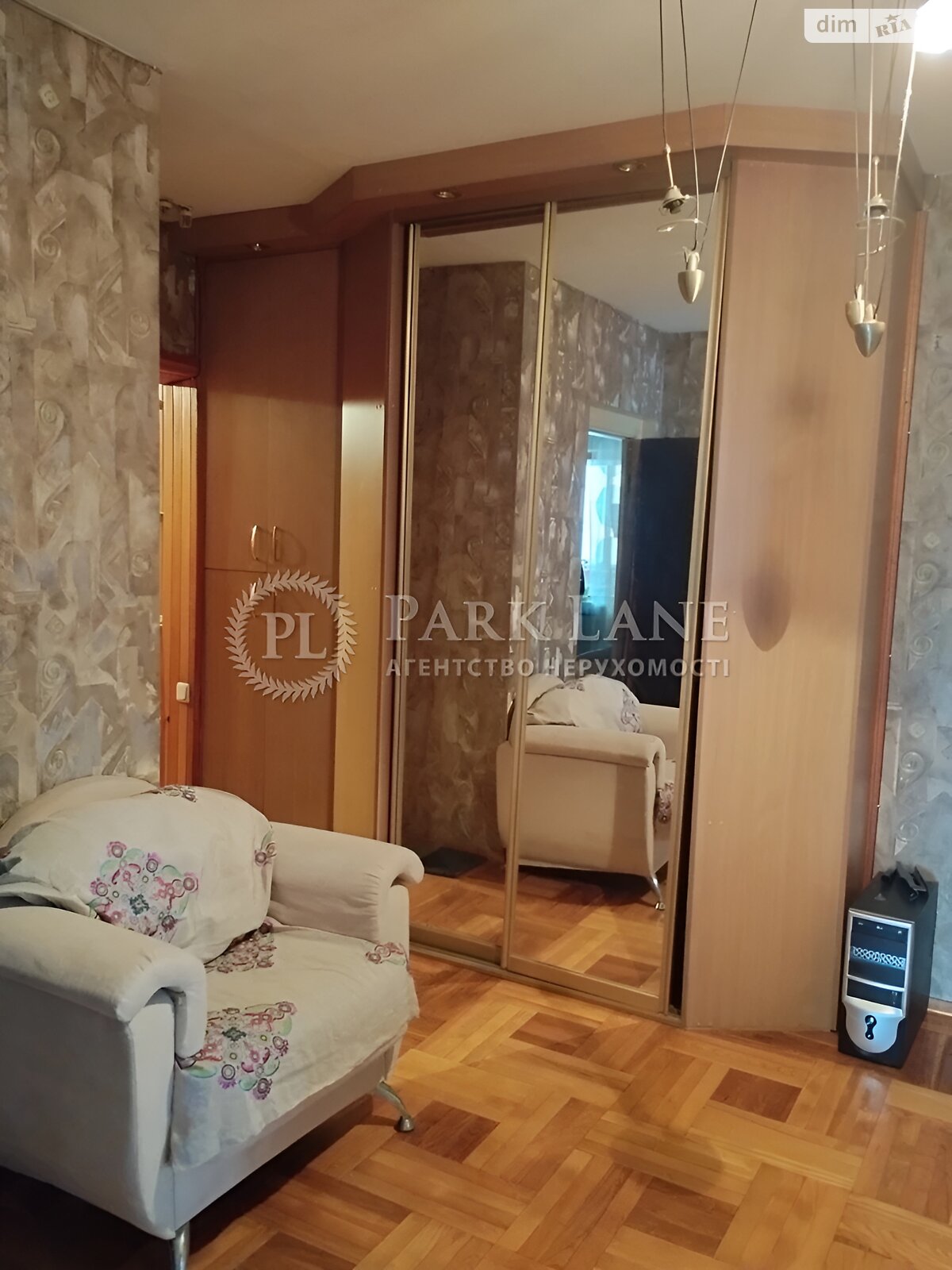 Продажа трехкомнатной квартиры в Киеве, на просп. Николая Бажана 34, район Позняки фото 1 Продажа трехкомнатной квартиры в Киеве, на просп. Николая Бажана 34, район Позняки фото 1