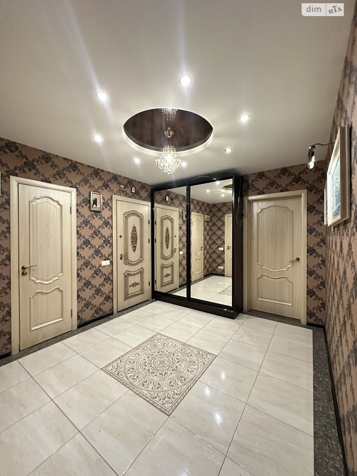 Продаж трикімнатної квартири в Києві, на просп. Петра Григоренка 12А, район Позняки фото 1 Продаж трикімнатної квартири в Києві, на просп. Петра Григоренка 12А, район Позняки фото 1