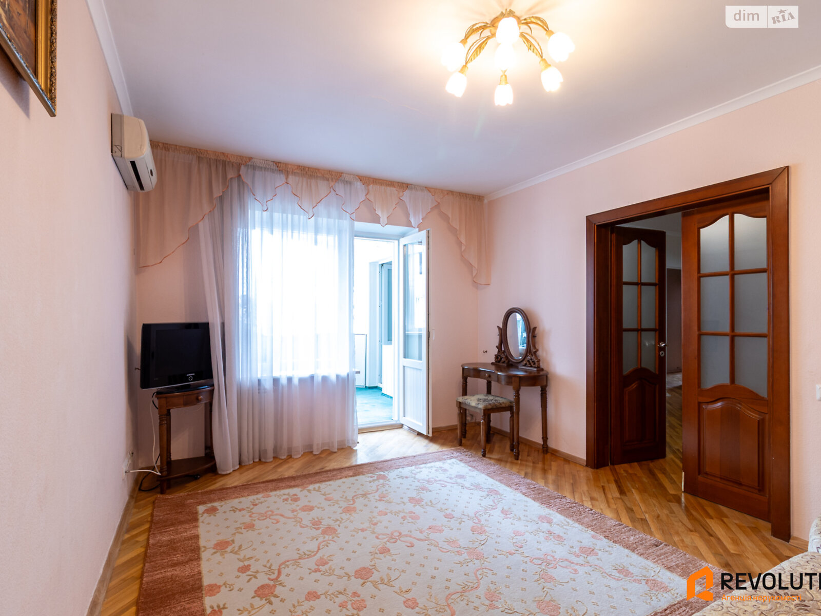 Продаж трикімнатної квартири в Києві, на просп. Петра Григоренка 3А, район Позняки фото 1 Продаж трикімнатної квартири в Києві, на просп. Петра Григоренка 3А, район Позняки фото 1