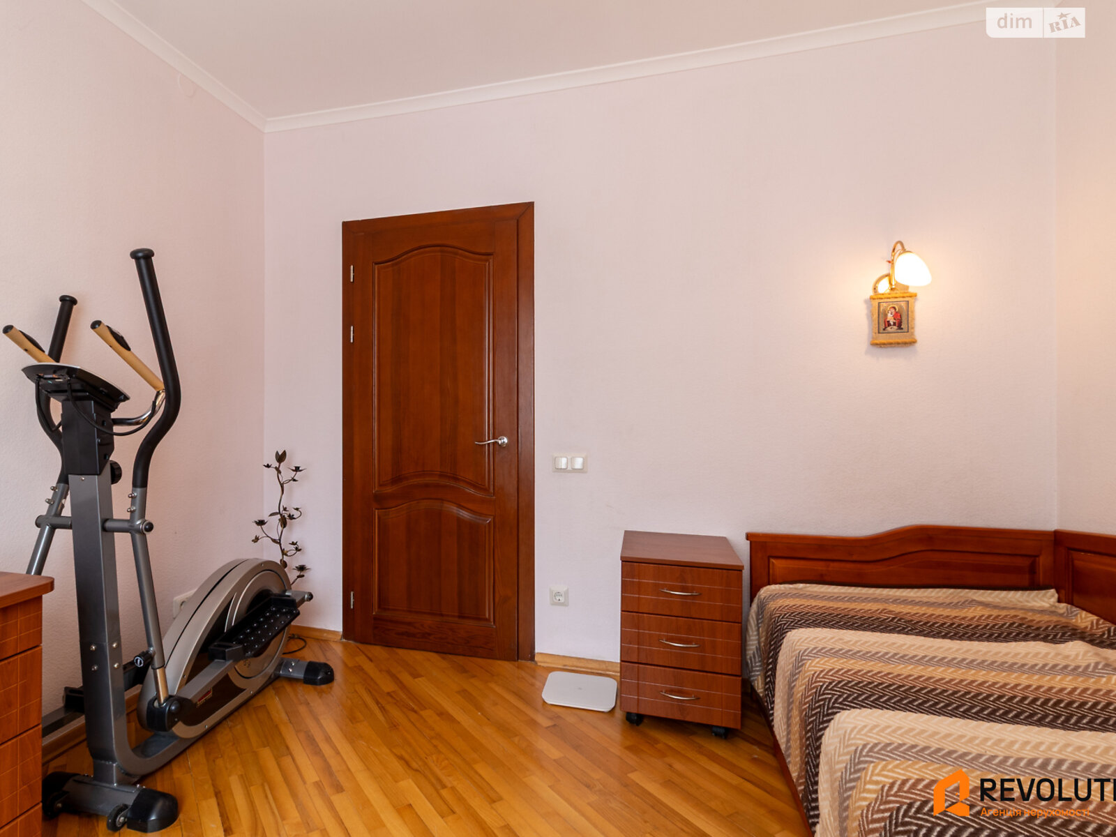 Продаж трикімнатної квартири в Києві, на просп. Петра Григоренка 3А, район Позняки фото 1 Продаж трикімнатної квартири в Києві, на просп. Петра Григоренка 3А, район Позняки фото 1