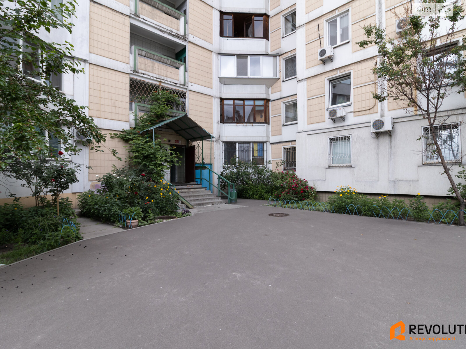 Продаж трикімнатної квартири в Києві, на просп. Петра Григоренка 3А, район Позняки фото 1 Продаж трикімнатної квартири в Києві, на просп. Петра Григоренка 3А, район Позняки фото 1