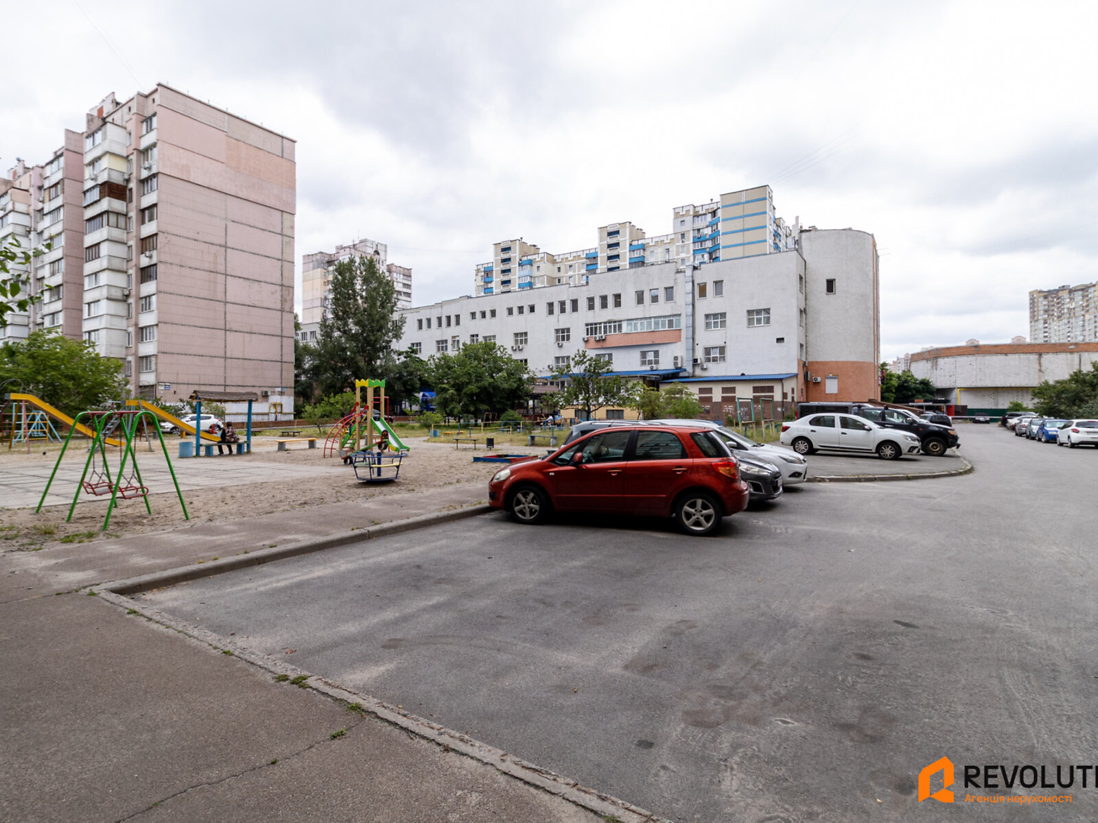Продажа трехкомнатной квартиры в Киеве, на просп. Петра Григоренко 3А, район Позняки фото 1 Продажа трехкомнатной квартиры в Киеве, на просп. Петра Григоренко 3А, район Позняки фото 1