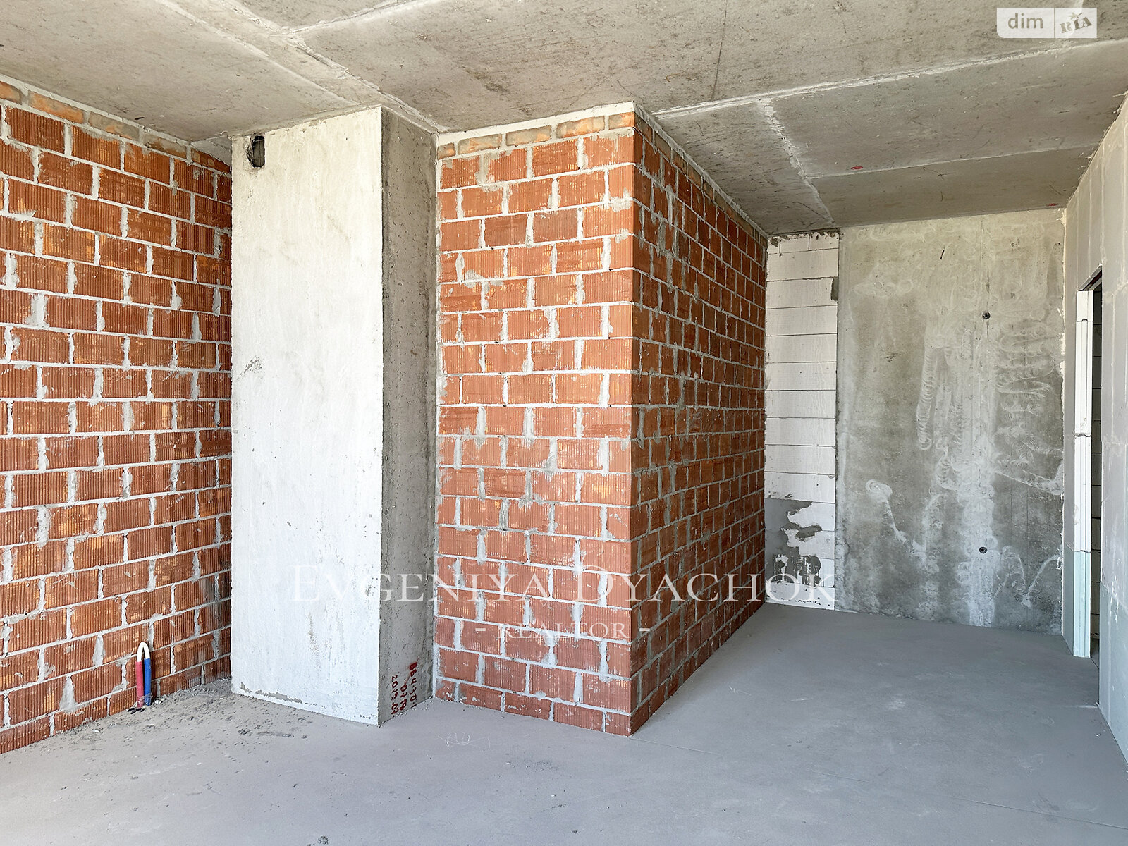 Продажа трехкомнатной квартиры в Киеве, на ул. Ревуцкого 40Б, район Позняки фото 1 Продажа трехкомнатной квартиры в Киеве, на ул. Ревуцкого 40Б, район Позняки фото 1