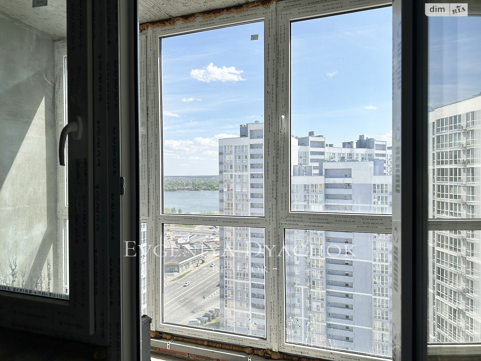 Продажа трехкомнатной квартиры в Киеве, на ул. Ревуцкого 40Б, район Позняки фото 1 Продажа трехкомнатной квартиры в Киеве, на ул. Ревуцкого 40Б, район Позняки фото 1