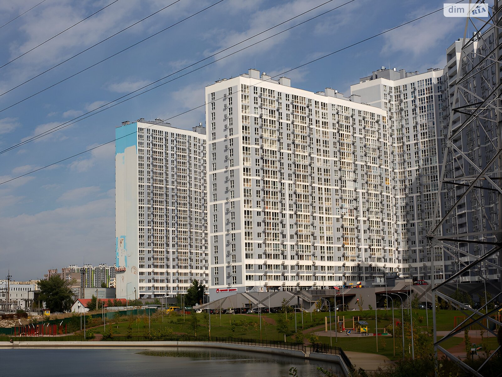 Продаж трикімнатної квартири в Києві, на вул. Ревуцького 40Б, район Позняки фото 1 Продаж трикімнатної квартири в Києві, на вул. Ревуцького 40Б, район Позняки фото 1