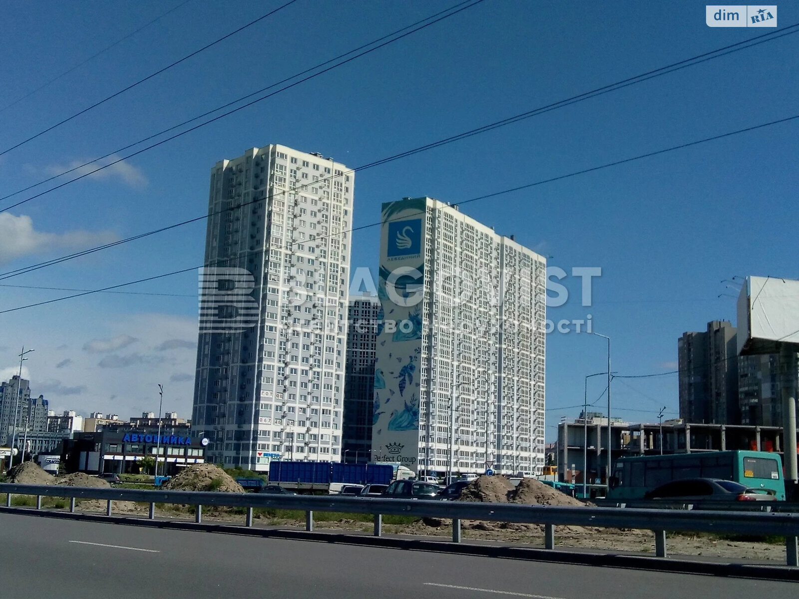 Продажа трехкомнатной квартиры в Киеве, на ул. Ревуцкого 40Г, район Позняки фото 1 Продажа трехкомнатной квартиры в Киеве, на ул. Ревуцкого 40Г, район Позняки фото 1
