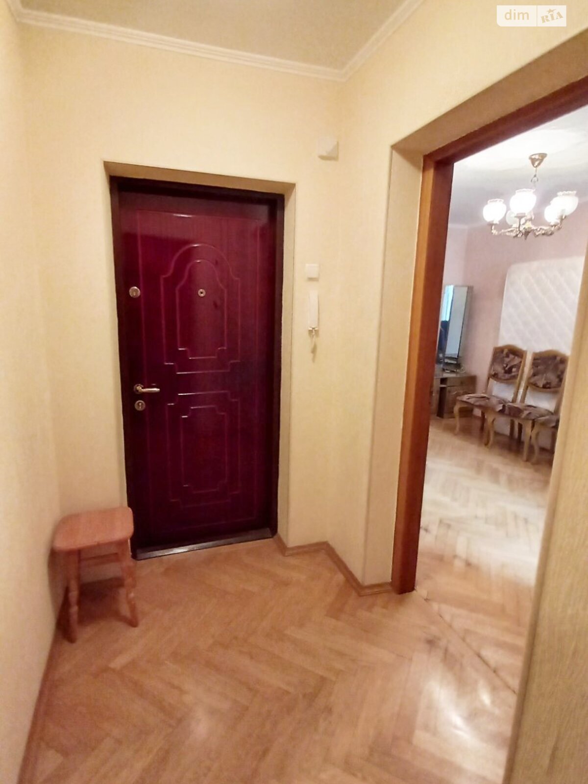 Продажа трехкомнатной квартиры в Киеве, на ул. Ревуцкого 8, район Позняки фото 1 Продажа трехкомнатной квартиры в Киеве, на ул. Ревуцкого 8, район Позняки фото 1