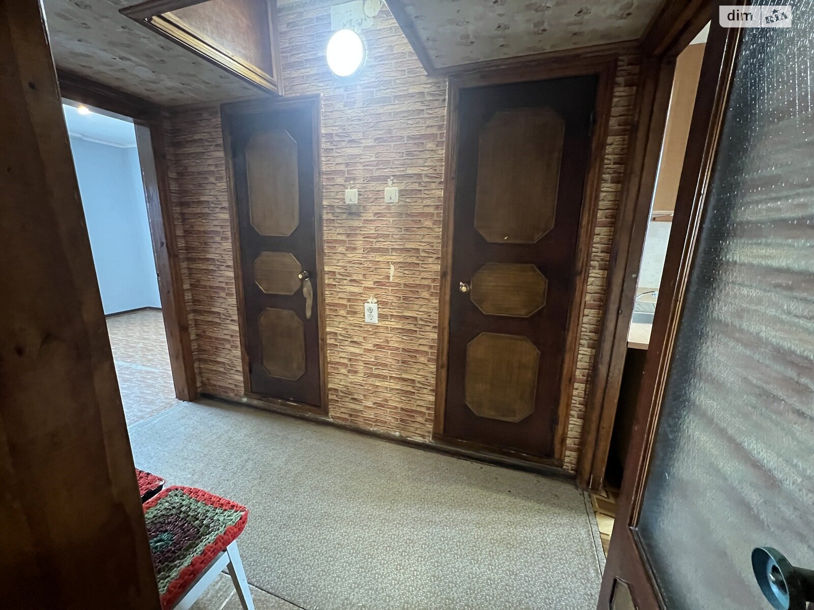 Продаж трикімнатної квартири в Києві, на вул. Ревуцького 18, район Позняки фото 1 Продаж трикімнатної квартири в Києві, на вул. Ревуцького 18, район Позняки фото 1
