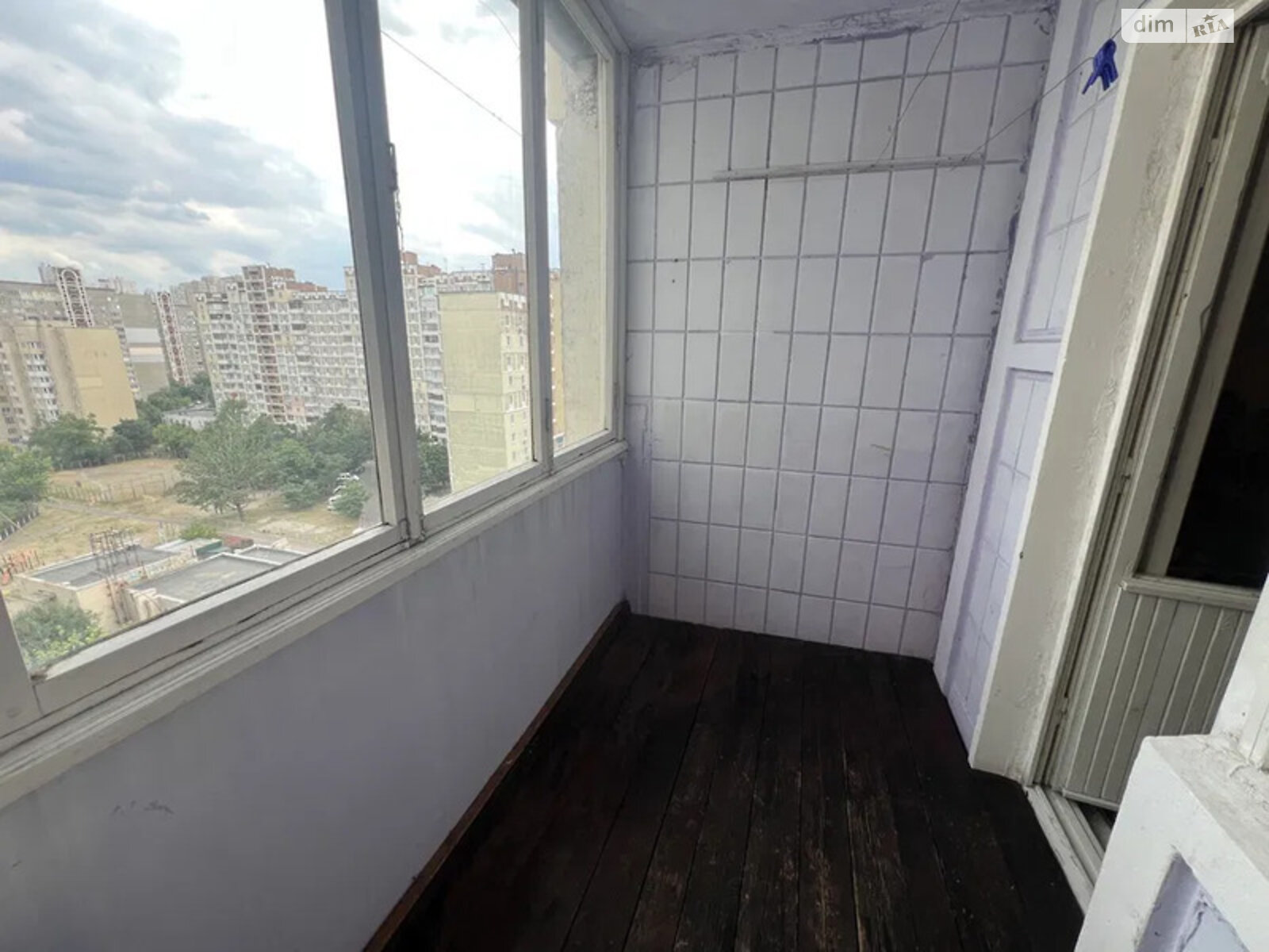 Продаж трикімнатної квартири в Києві, на вул. Ревуцького 18, район Позняки фото 1 Продаж трикімнатної квартири в Києві, на вул. Ревуцького 18, район Позняки фото 1