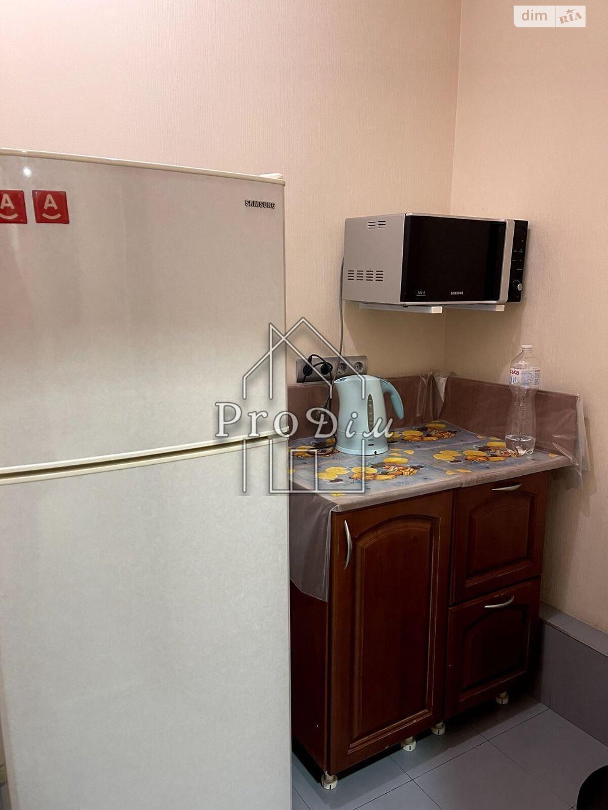 Продаж однокімнатної квартири в Києві, на вул. Срібнокільська 1, район Позняки фото 1 Продаж однокімнатної квартири в Києві, на вул. Срібнокільська 1, район Позняки фото 1