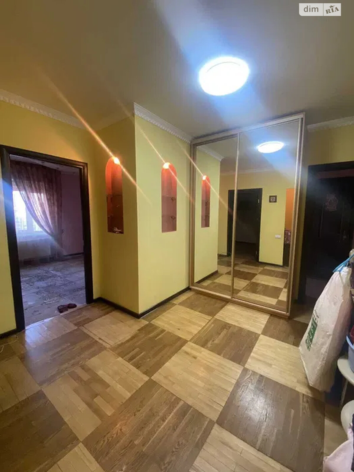 Продаж трикімнатної квартири в Києві, на вул. Срібнокільська 14, район Позняки фото 1 Продаж трикімнатної квартири в Києві, на вул. Срібнокільська 14, район Позняки фото 1