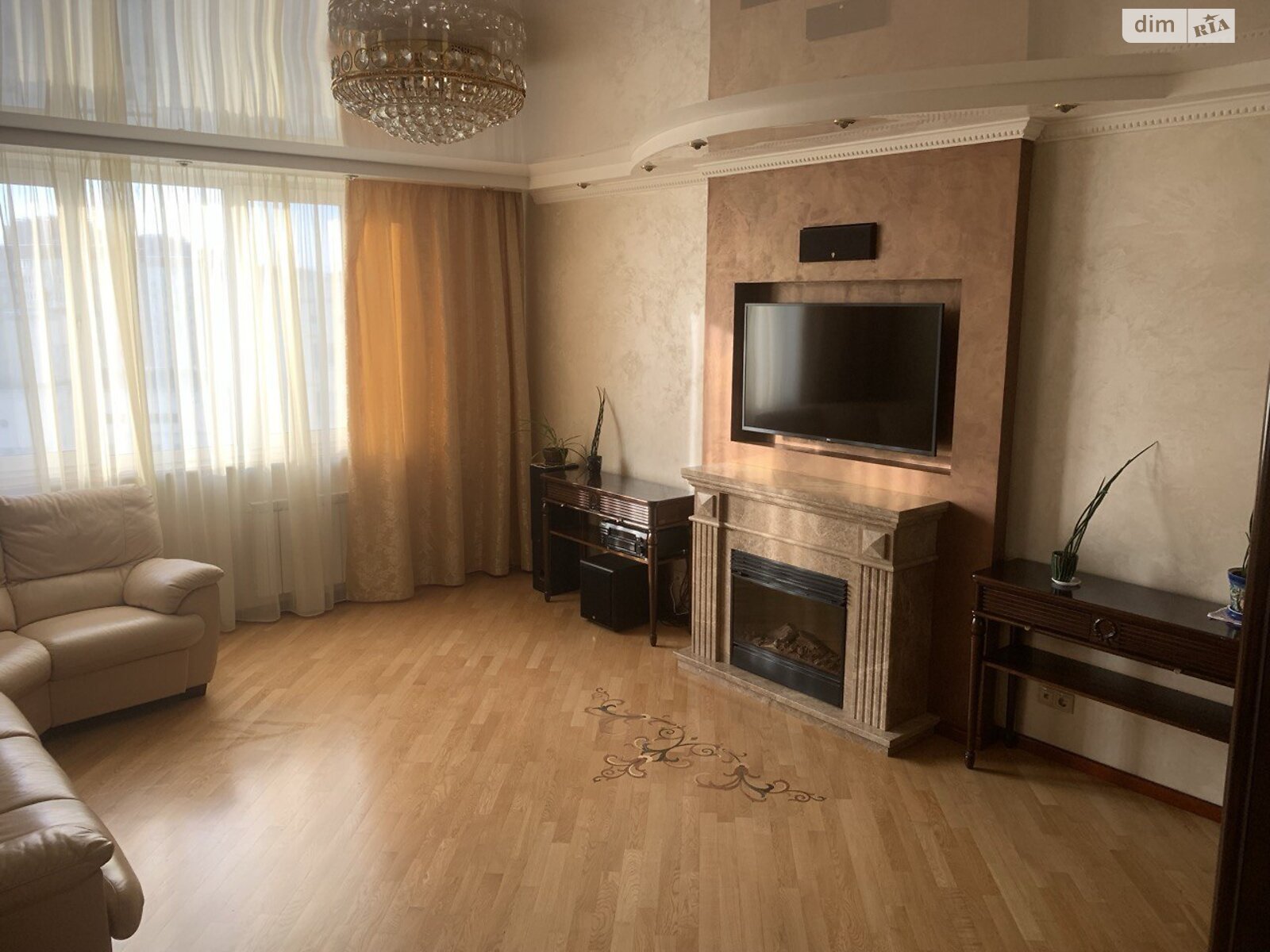 Продаж чотирикімнатної квартири в Києві, на вул. Срібнокільська 1, район Позняки фото 1 Продаж чотирикімнатної квартири в Києві, на вул. Срібнокільська 1, район Позняки фото 1