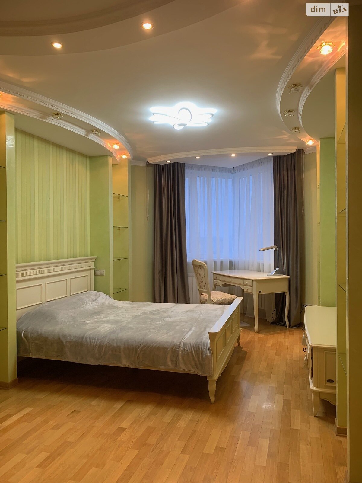 Продаж чотирикімнатної квартири в Києві, на вул. Срібнокільська 1, район Позняки фото 1 Продаж чотирикімнатної квартири в Києві, на вул. Срібнокільська 1, район Позняки фото 1