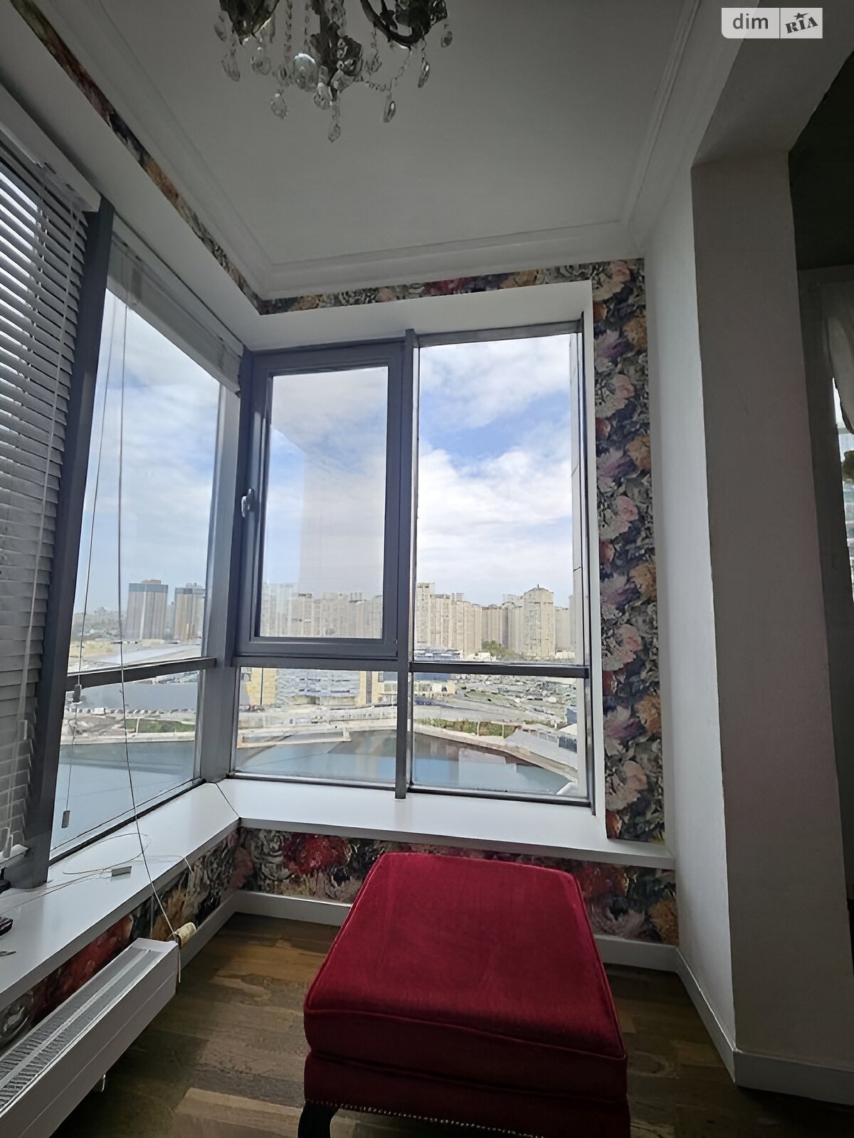 Продаж трикімнатної квартири в Києві, на вул. Трускавецька 2А, район Позняки фото 1 Продаж трикімнатної квартири в Києві, на вул. Трускавецька 2А, район Позняки фото 1
