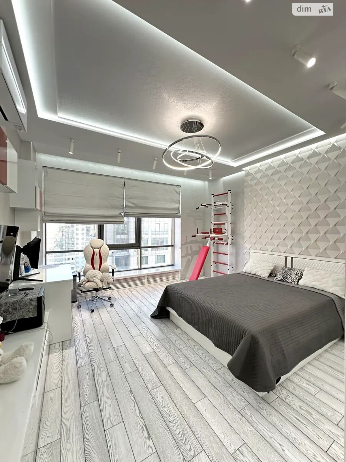 Продажа четырехкомнатной квартиры в Киеве, на ул. Трускавецкая 4Б, район Позняки фото 1