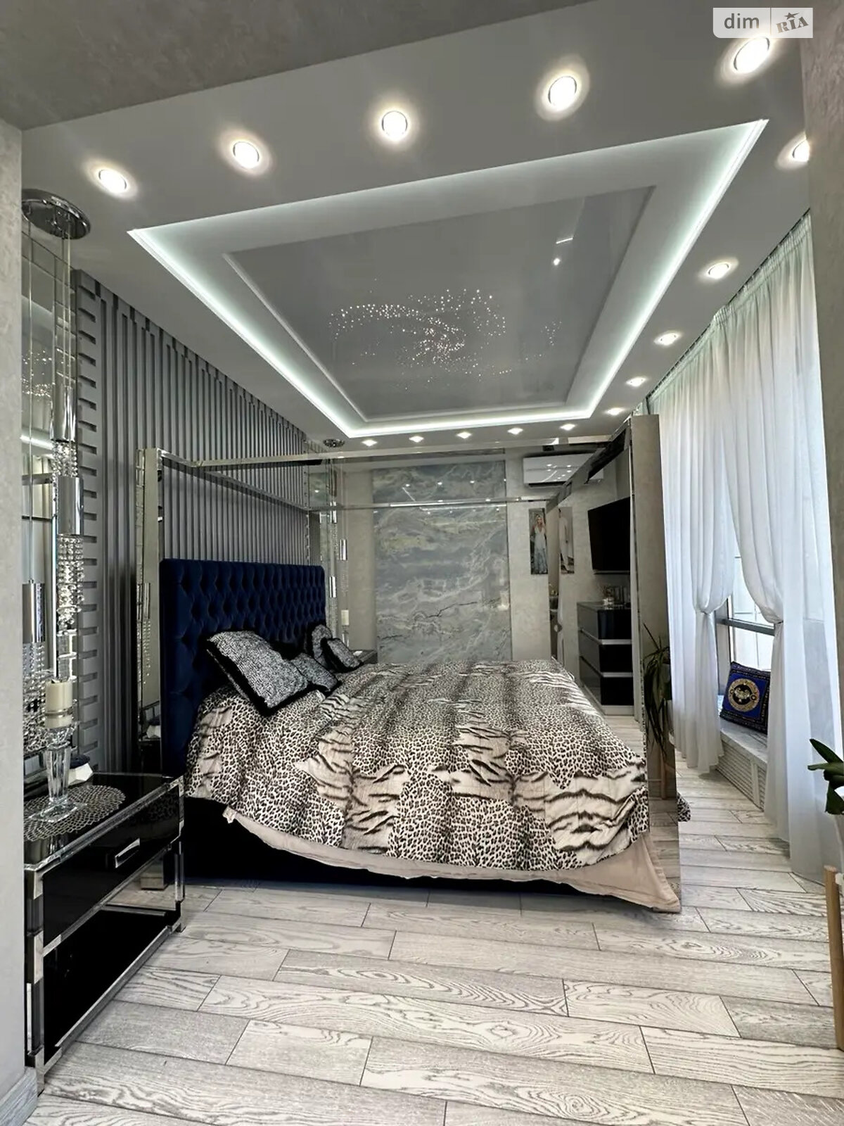 Продажа четырехкомнатной квартиры в Киеве, на ул. Трускавецкая 4Б, район Позняки фото 1