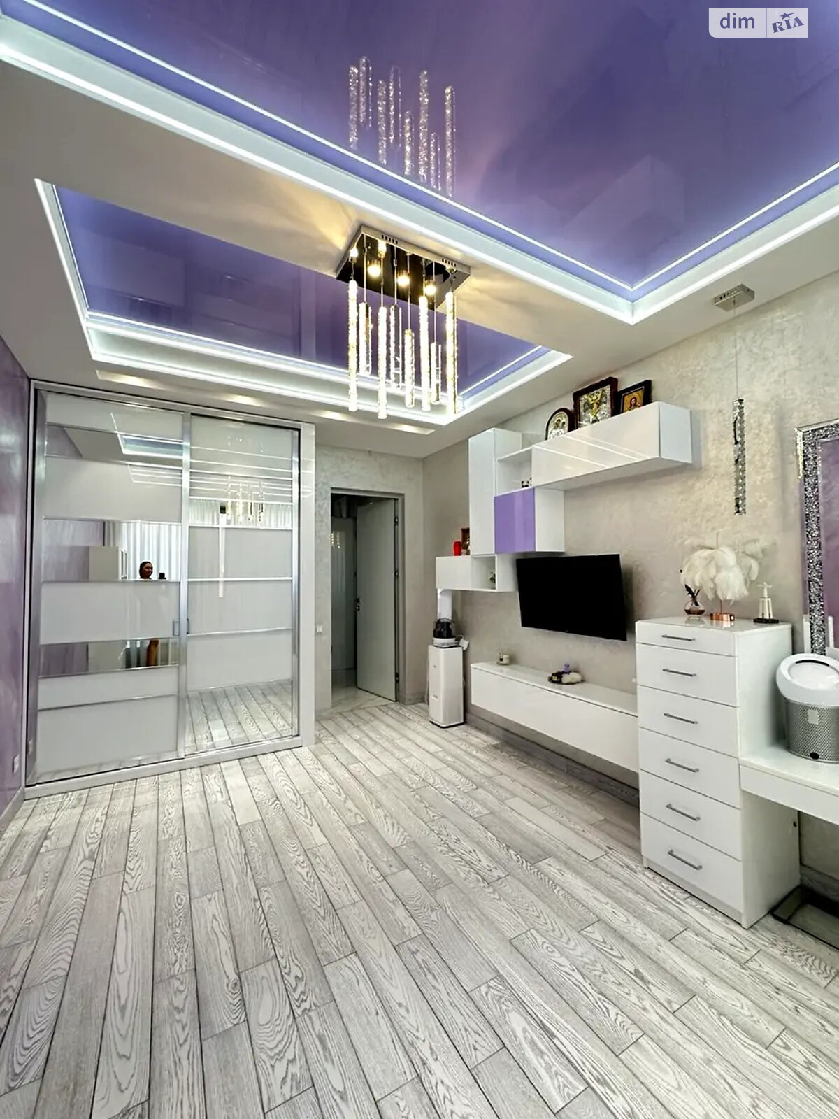 Продажа четырехкомнатной квартиры в Киеве, на ул. Трускавецкая 4Б, район Позняки фото 1