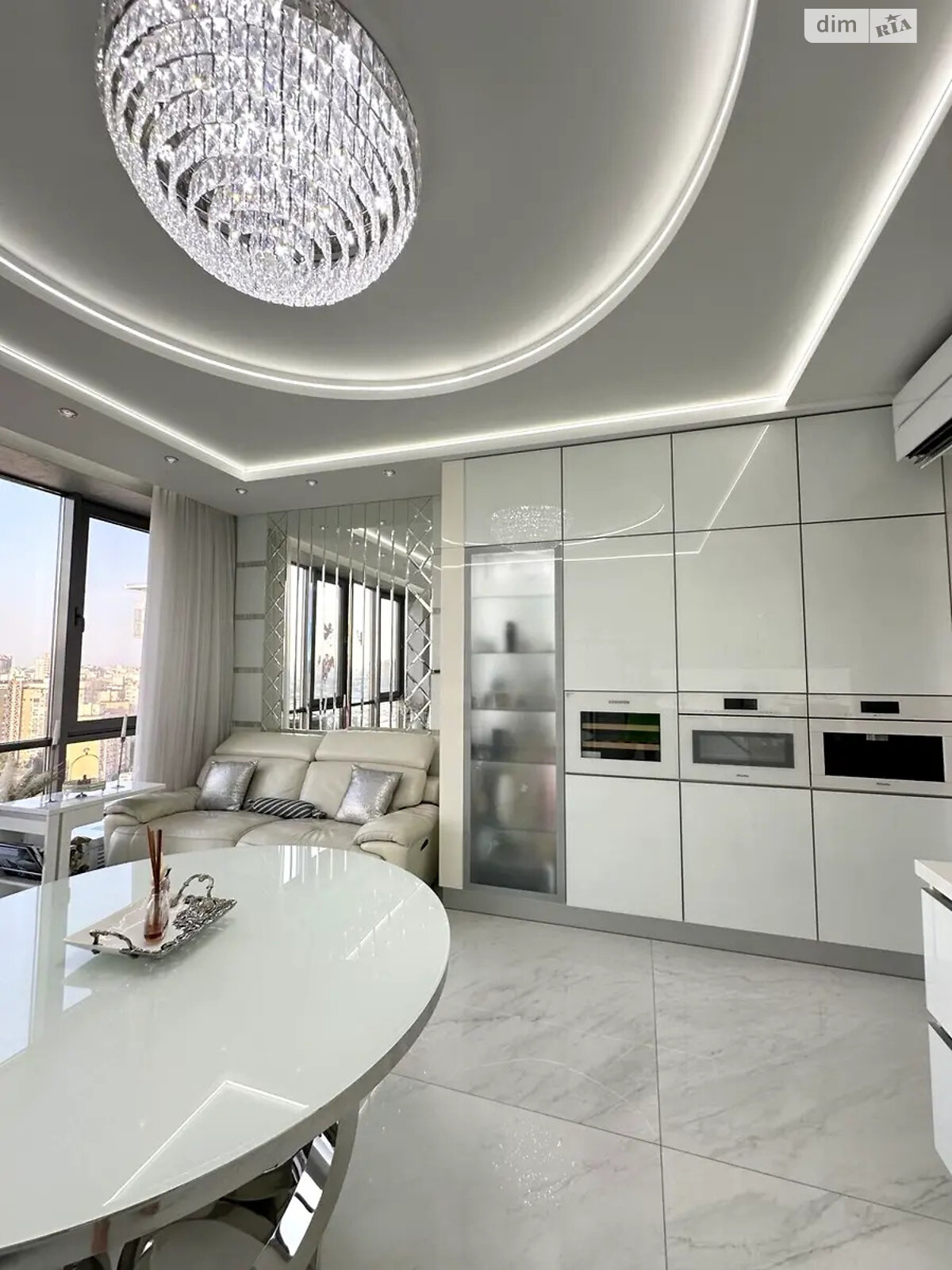 Продажа четырехкомнатной квартиры в Киеве, на ул. Трускавецкая 4Б, район Позняки фото 1