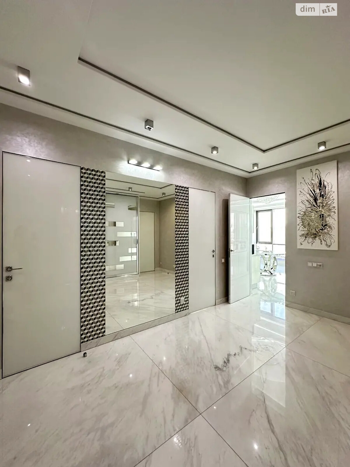 Продажа четырехкомнатной квартиры в Киеве, на ул. Трускавецкая 4Б, район Позняки фото 1