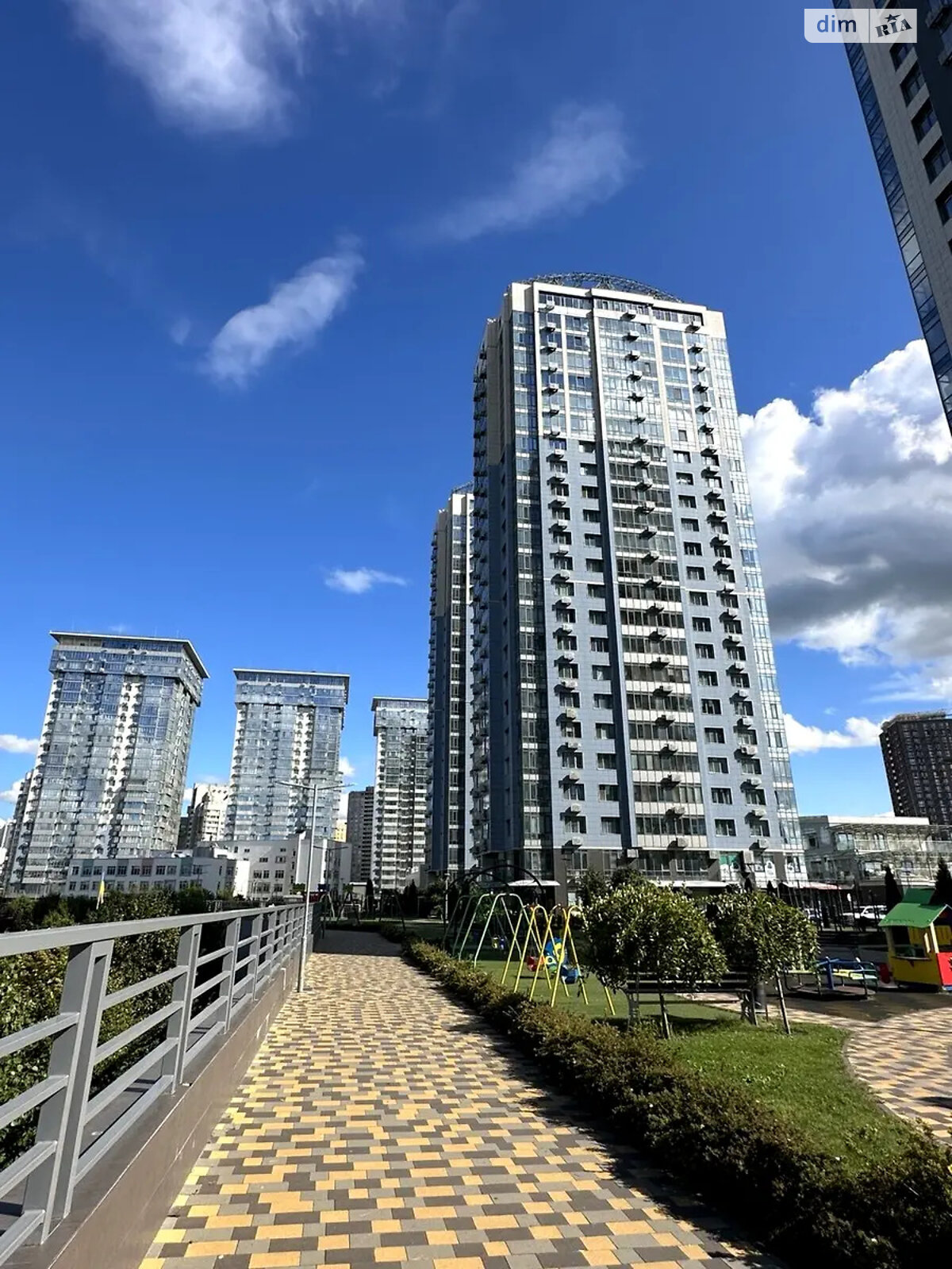 Продажа четырехкомнатной квартиры в Киеве, на ул. Трускавецкая 4Б, район Позняки фото 1