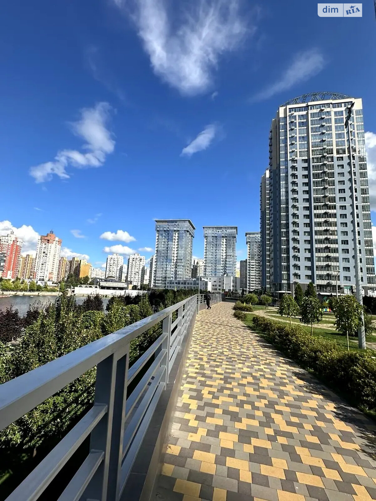 Продажа четырехкомнатной квартиры в Киеве, на ул. Трускавецкая 4Б, район Позняки фото 1