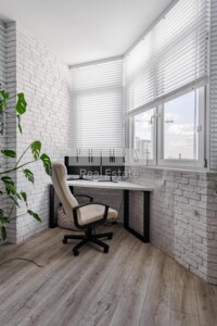 Продажа двухкомнатной квартиры в Киеве, на ул. Урловская 23Б, район Позняки фото 2