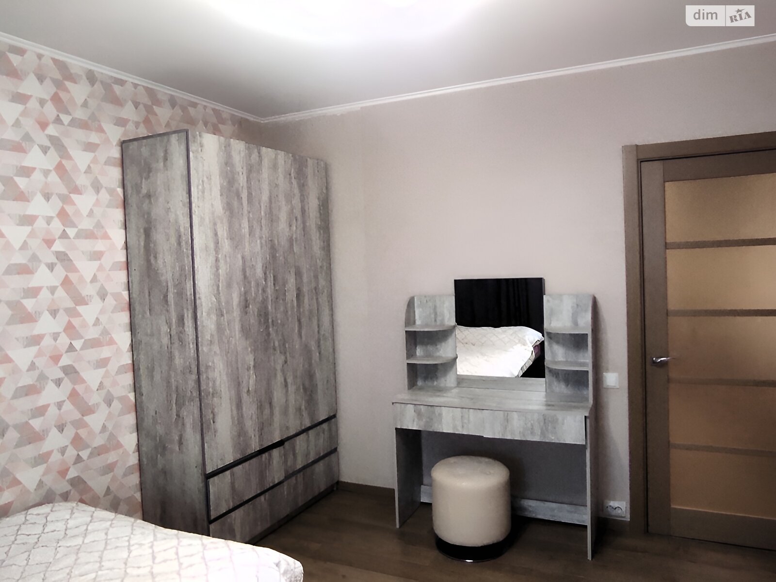 Продажа трехкомнатной квартиры в Киеве, на ул. Урловская 38А, район Позняки фото 1 Продажа трехкомнатной квартиры в Киеве, на ул. Урловская 38А, район Позняки фото 1