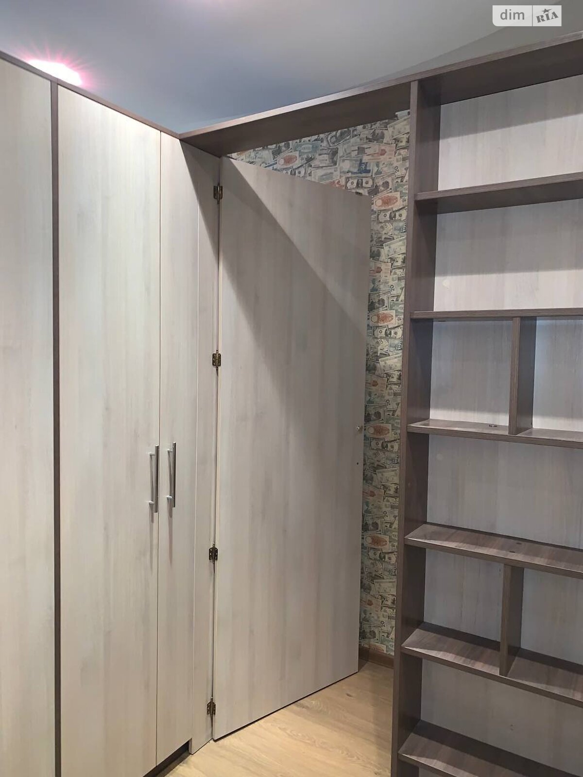Продаж трикімнатної квартири в Києві, на вул. Урлівська 36, кв. 36, район Позняки фото 1 Продаж трикімнатної квартири в Києві, на вул. Урлівська 36, кв. 36, район Позняки фото 1