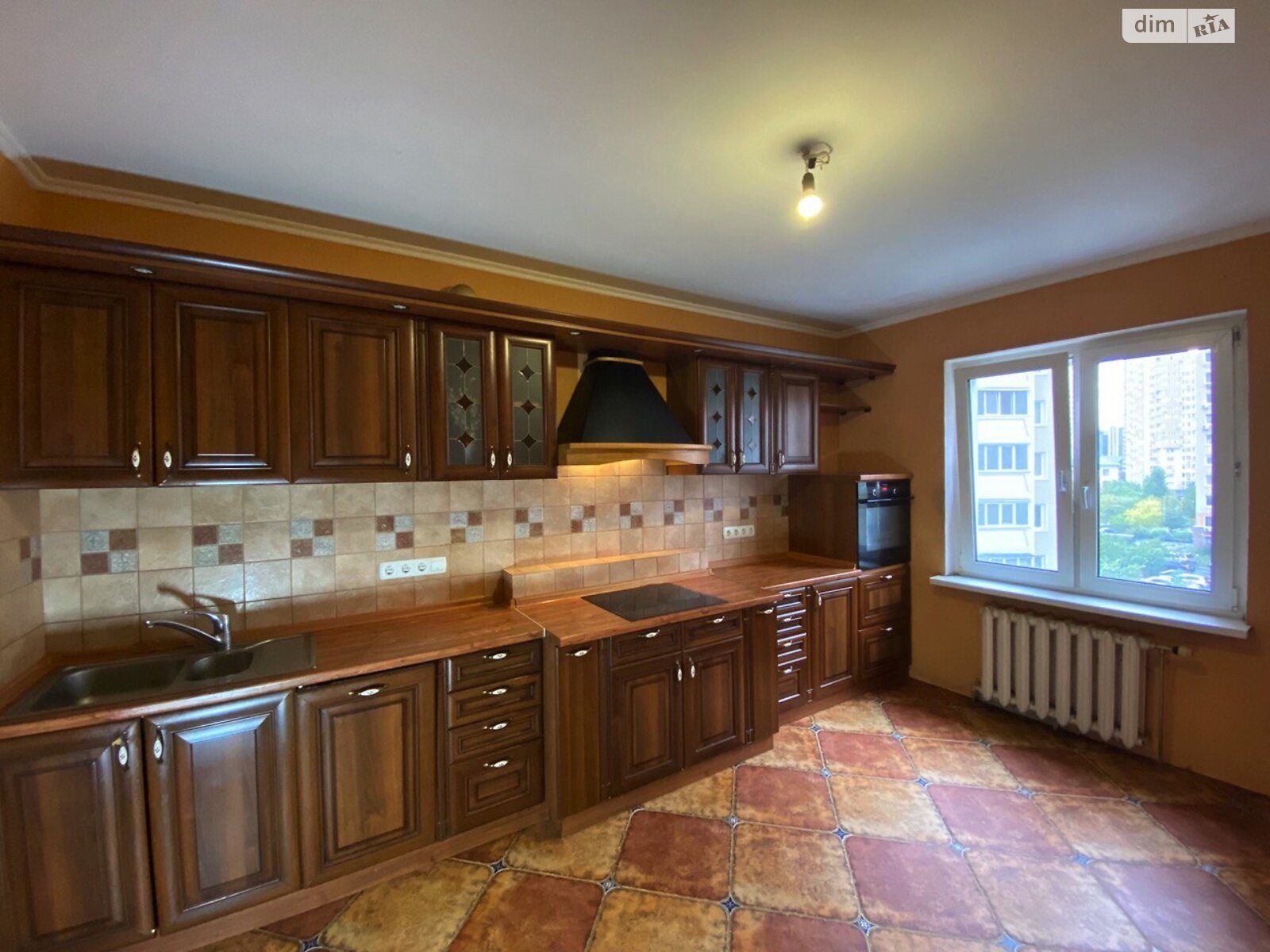 Продажа трехкомнатной квартиры в Киеве, на ул. Урловская 15, район Дарницкий фото 1 Продажа трехкомнатной квартиры в Киеве, на ул. Урловская 15, район Дарницкий фото 1