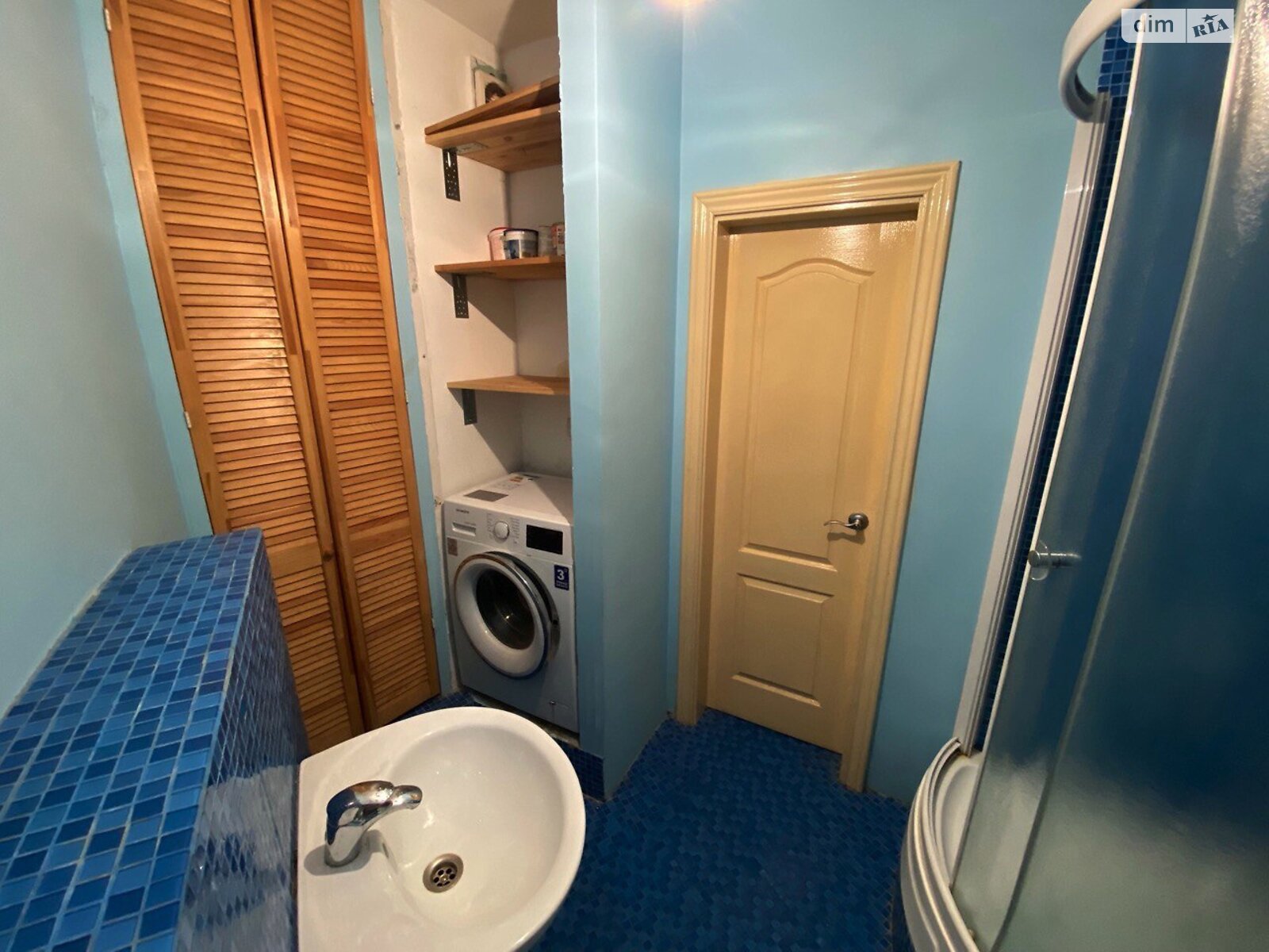 Продажа трехкомнатной квартиры в Киеве, на ул. Урловская 15, район Дарницкий фото 1 Продажа трехкомнатной квартиры в Киеве, на ул. Урловская 15, район Дарницкий фото 1