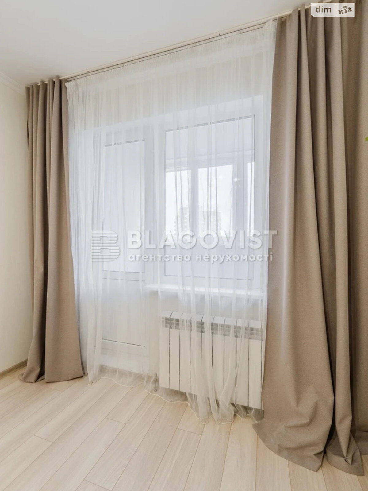 Продажа трехкомнатной квартиры в Киеве, на ул. Урловская 36, район Позняки фото 1 Продажа трехкомнатной квартиры в Киеве, на ул. Урловская 36, район Позняки фото 1