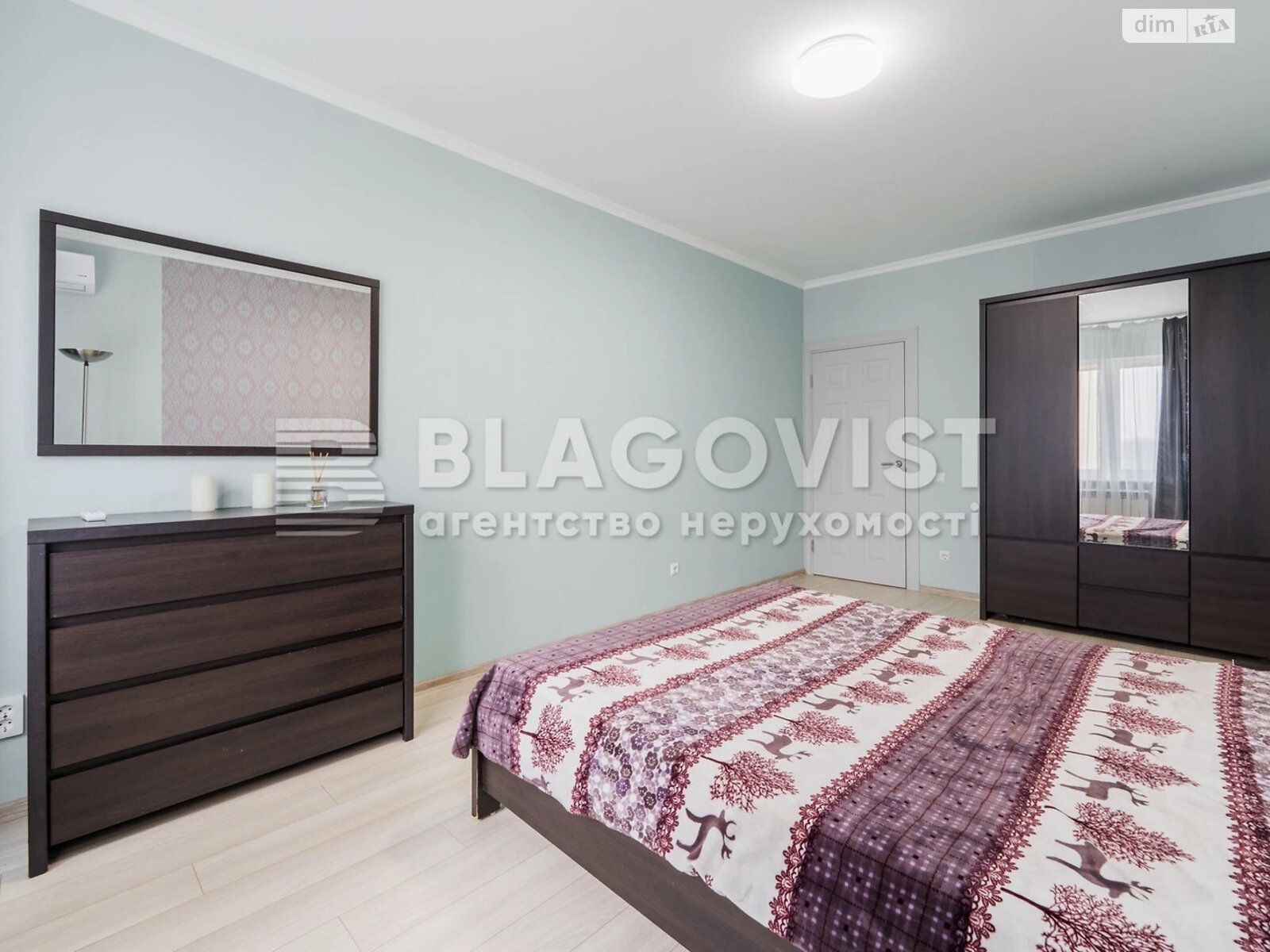 Продажа трехкомнатной квартиры в Киеве, на ул. Урловская 36, район Позняки фото 1 Продажа трехкомнатной квартиры в Киеве, на ул. Урловская 36, район Позняки фото 1