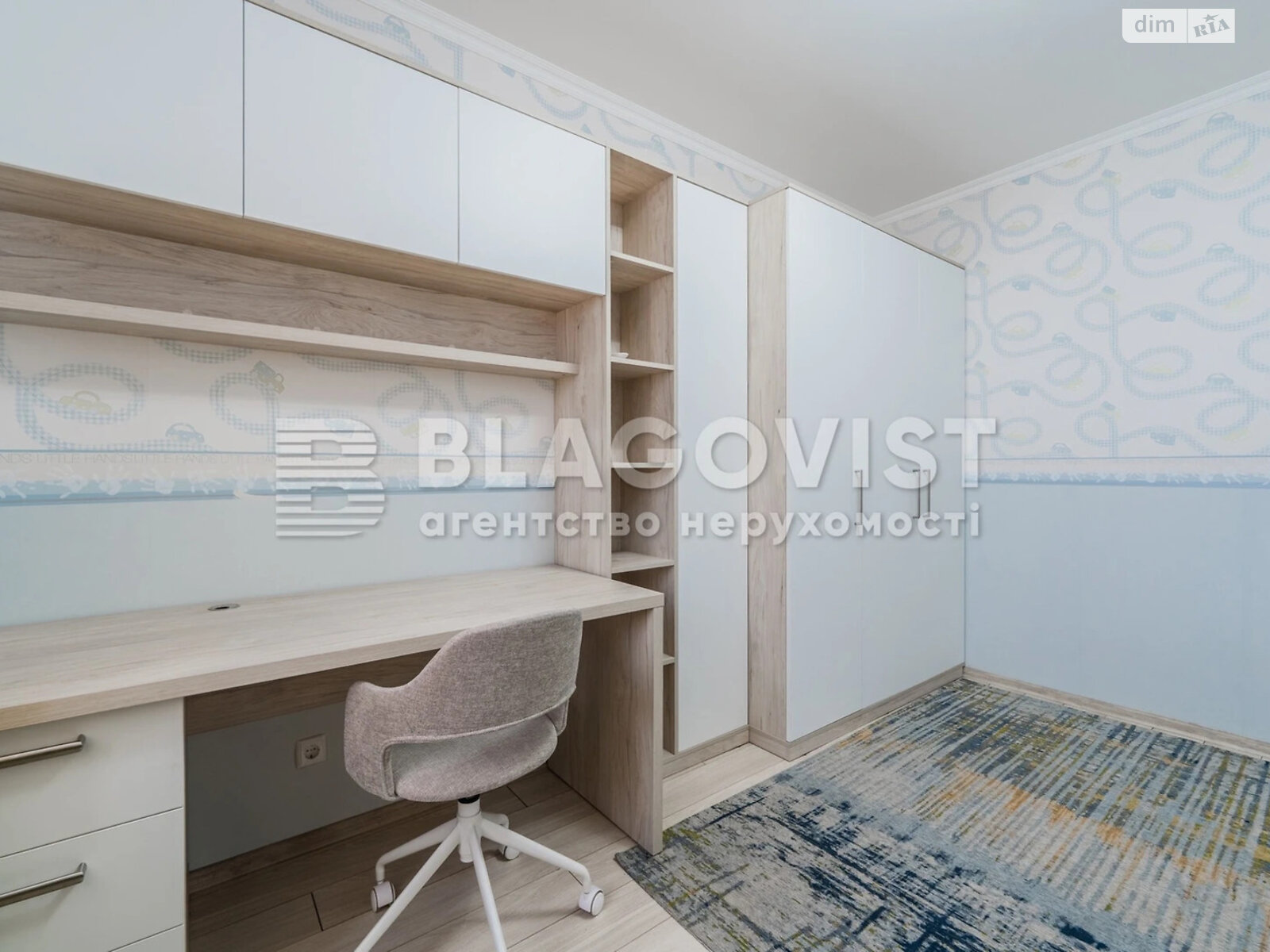 Продажа трехкомнатной квартиры в Киеве, на ул. Урловская 36, район Позняки фото 1 Продажа трехкомнатной квартиры в Киеве, на ул. Урловская 36, район Позняки фото 1