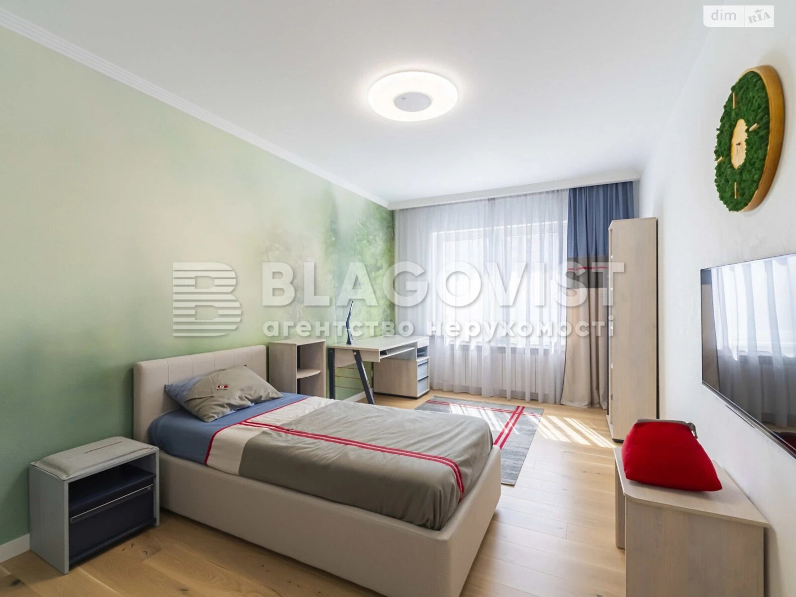 Продажа трехкомнатной квартиры в Киеве, на ул. Урловская 36, район Позняки фото 1 Продажа трехкомнатной квартиры в Киеве, на ул. Урловская 36, район Позняки фото 1