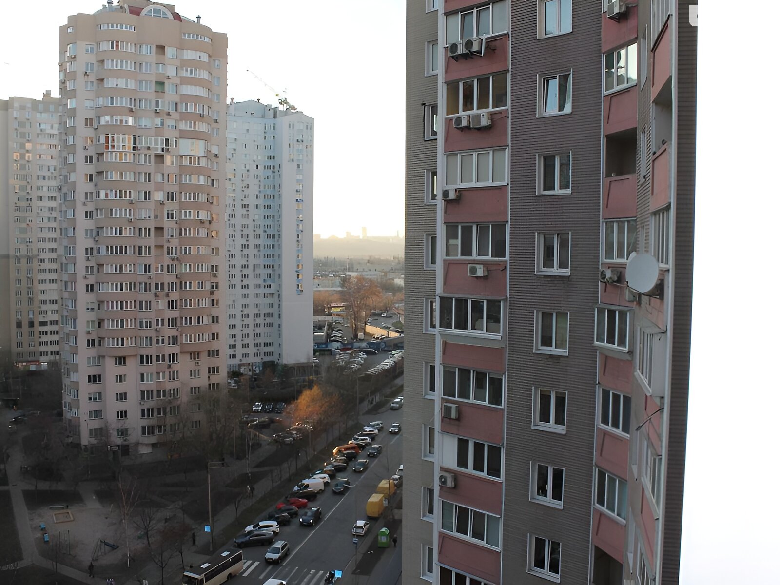 Продажа двухкомнатной квартиры в Киеве, на ул. Урловская 36, район Позняки фото 1 Продажа двухкомнатной квартиры в Киеве, на ул. Урловская 36, район Позняки фото 1