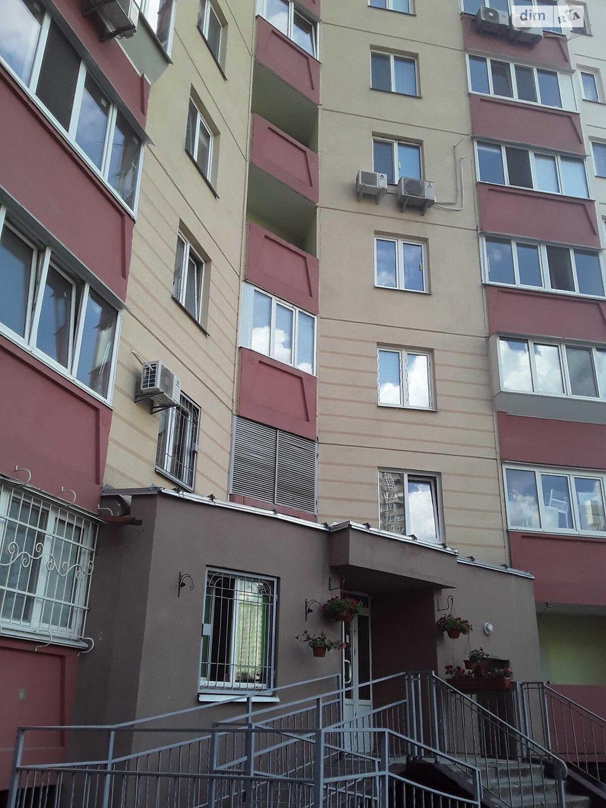 Продаж однокімнатної квартири в Києві, на вул. Урлівська 20, район Позняки фото 1 Продаж однокімнатної квартири в Києві, на вул. Урлівська 20, район Позняки фото 1