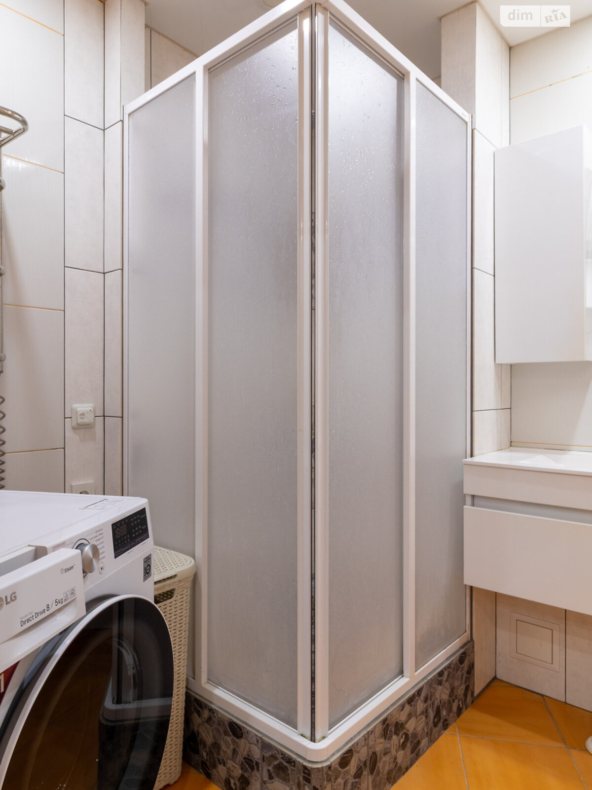 Продажа трехкомнатной квартиры в Киеве, на ул. Урловская 19, район Позняки фото 1 Продажа трехкомнатной квартиры в Киеве, на ул. Урловская 19, район Позняки фото 1